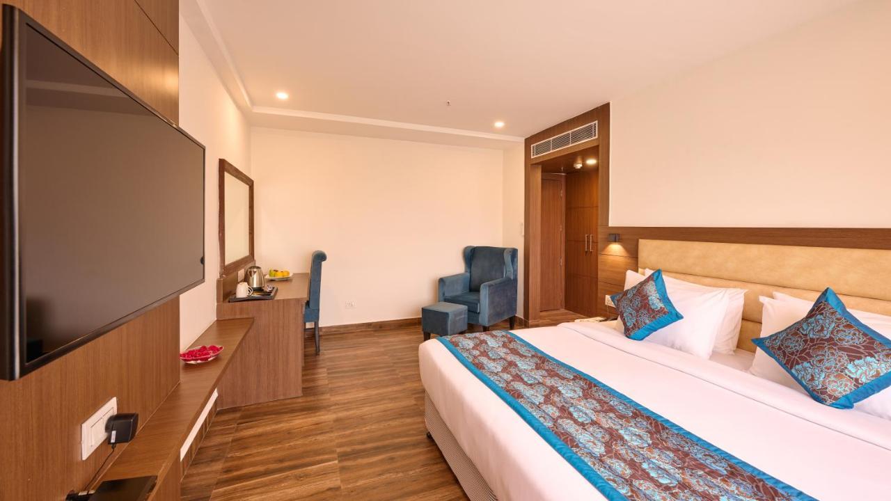 Renest Haridwar Hotel Exterior photo