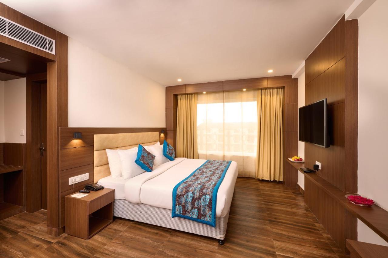 Renest Haridwar Hotel Exterior photo
